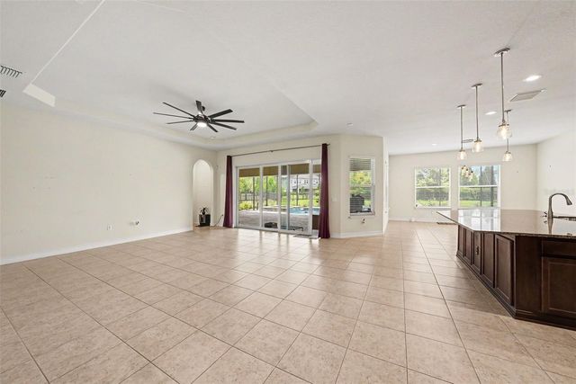 17823 DAISY FARM DRIVE, Lutz, FL 33559