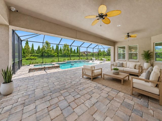 17823 DAISY FARM DRIVE, Lutz, FL 33559