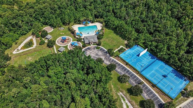 17823 DAISY FARM DRIVE, Lutz, FL 33559