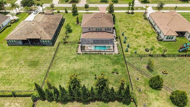 17823 DAISY FARM DRIVE, Lutz, FL 33559
