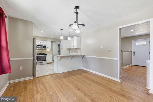 224 FREDERICKTOWNE DR, Stephens City, VA 22655