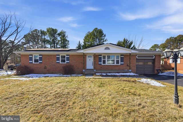 224 FREDERICKTOWNE DR, Stephens City, VA 22655