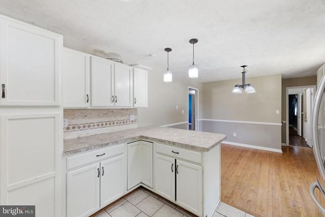 224 FREDERICKTOWNE DR, Stephens City, VA 22655