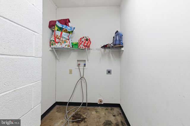 224 FREDERICKTOWNE DR, Stephens City, VA 22655