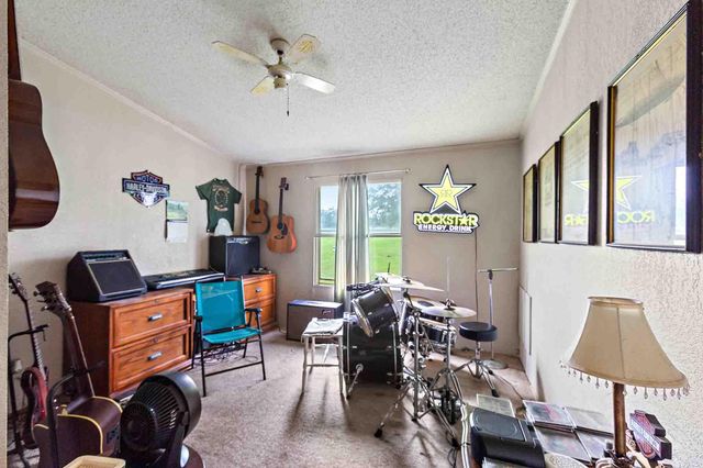 277 Mesquite DR, Cedar Creek, TX 78612