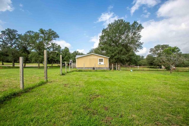 277 Mesquite DR, Cedar Creek, TX 78612