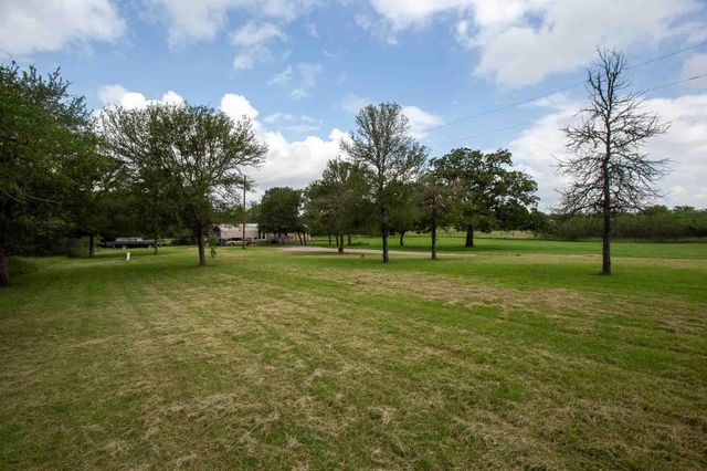 277 Mesquite DR, Cedar Creek, TX 78612