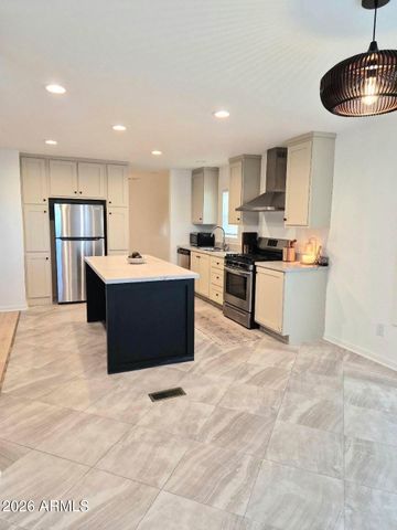 400 W Baseline Road 241, Tempe, AZ 85284