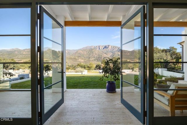 13202 Ojai Road, Santa Paula, CA 93060