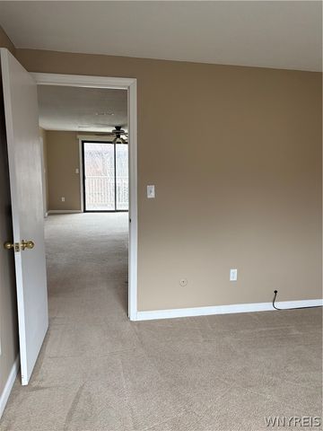 3948 Ridge Lea Road D, Amherst, NY 14228