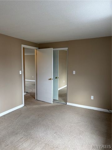 3948 Ridge Lea Road D, Amherst, NY 14228