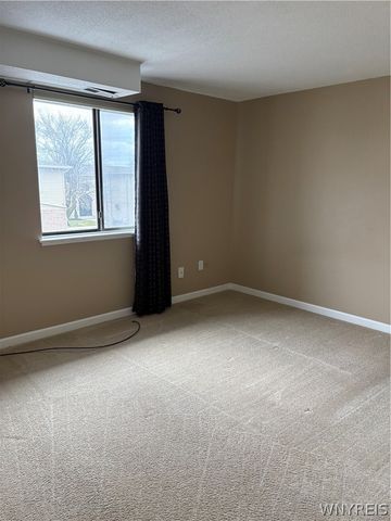 3948 Ridge Lea Road D, Amherst, NY 14228