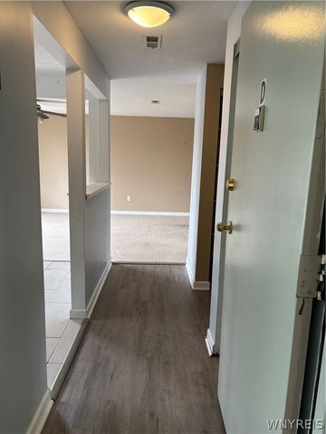 3948 Ridge Lea Road D, Amherst, NY 14228