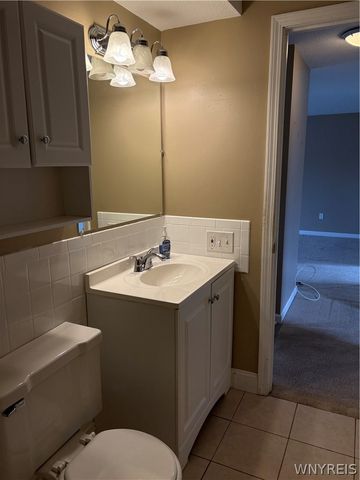 3948 Ridge Lea Road D, Amherst, NY 14228