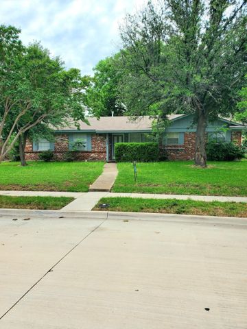 3205 Parkside Drive, Mesquite, TX 75150