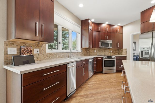 3300 SHERIDAN LAKE RD, Rapid City, SD 57702