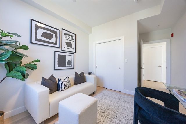 1 Loring Street 3, Somerville, MA 02143