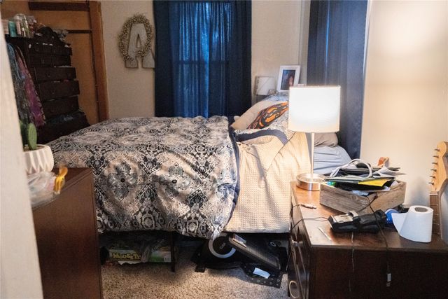 309 E 10th Street S, Newton, IA 50208