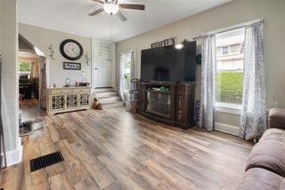309 E 10th Street S, Newton, IA 50208