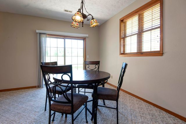 128 Green Oaks Drive, Ozark, MO 65721