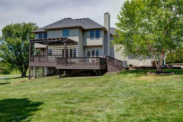 128 Green Oaks Drive, Ozark, MO 65721