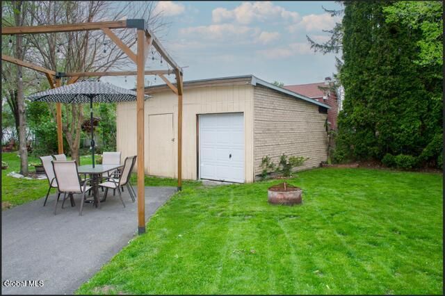 1862 8th Avenue, Watervliet, NY 12189