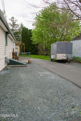 1862 8th Avenue, Watervliet, NY 12189