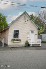 1862 8th Avenue, Watervliet, NY 12189