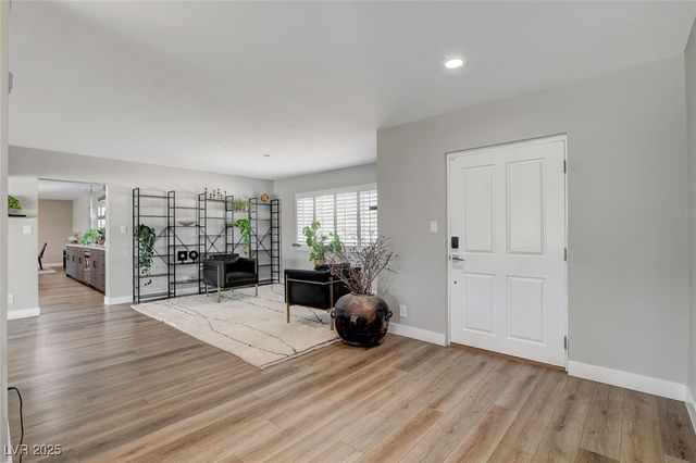 2711 Ashby Avenue, Las Vegas, NV 89102