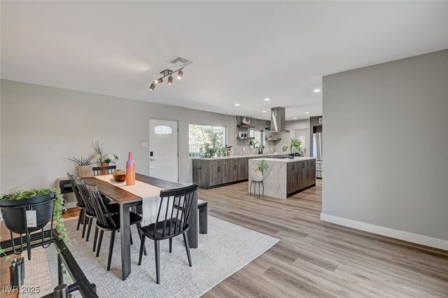 2711 Ashby Avenue, Las Vegas, NV 89102