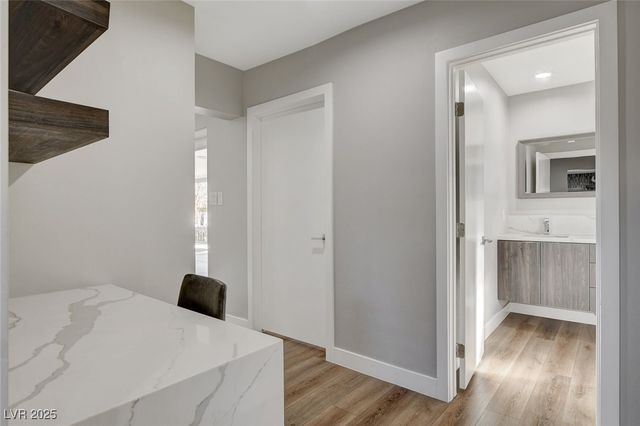 2711 Ashby Avenue, Las Vegas, NV 89102