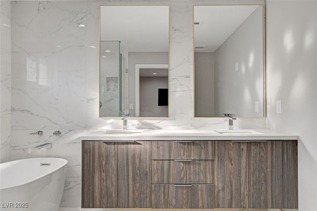 2711 Ashby Avenue, Las Vegas, NV 89102