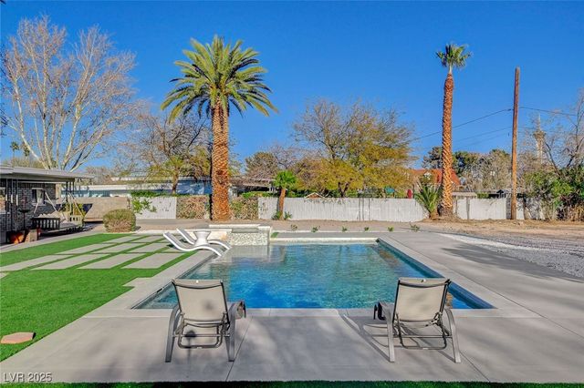 2711 Ashby Avenue, Las Vegas, NV 89102