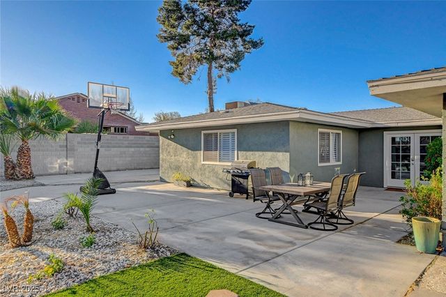 2711 Ashby Avenue, Las Vegas, NV 89102