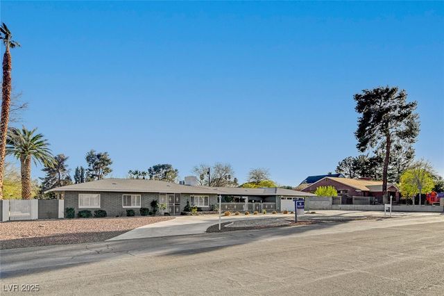 2711 Ashby Avenue, Las Vegas, NV 89102