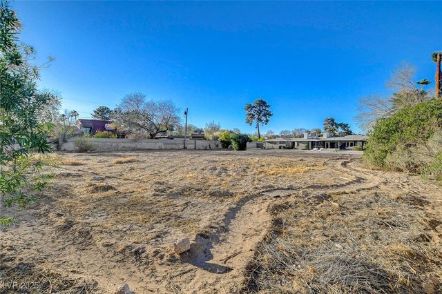 2711 Ashby Avenue, Las Vegas, NV 89102