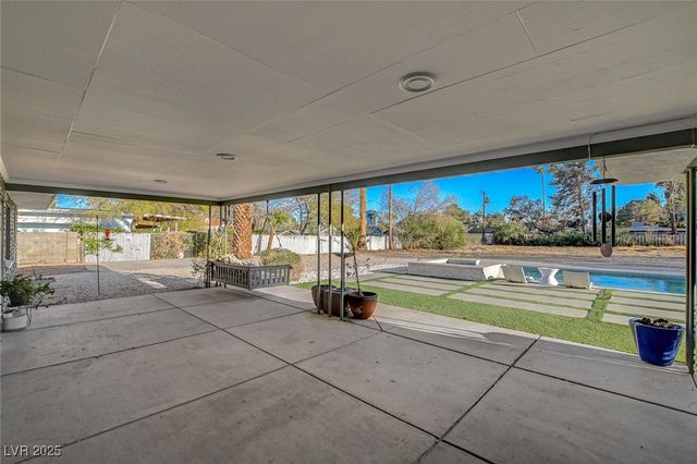 2711 Ashby Avenue, Las Vegas, NV 89102