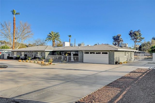 2711 Ashby Avenue, Las Vegas, NV 89102