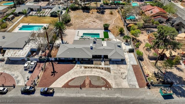 2711 Ashby Avenue, Las Vegas, NV 89102