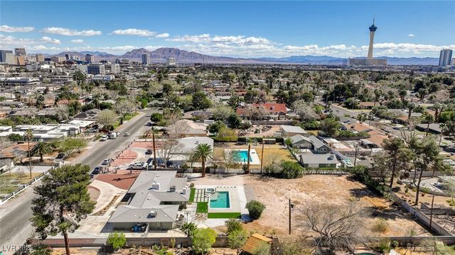 2711 Ashby Avenue, Las Vegas, NV 89102