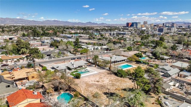 2711 Ashby Avenue, Las Vegas, NV 89102