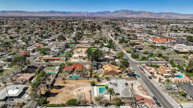 2711 Ashby Avenue, Las Vegas, NV 89102