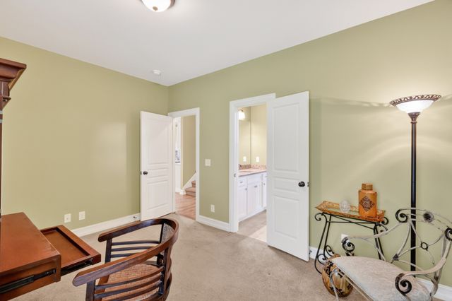 111 Peters Ct, Murfreesboro, TN 37128