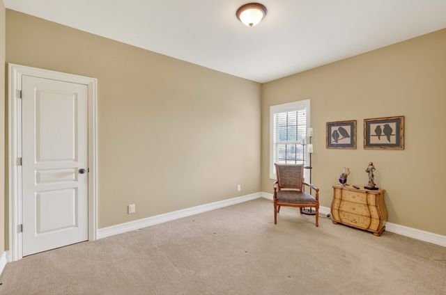 111 Peters Ct, Murfreesboro, TN 37128