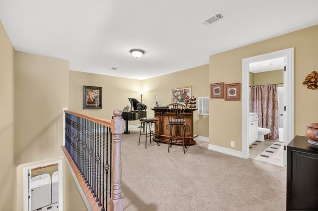111 Peters Ct, Murfreesboro, TN 37128