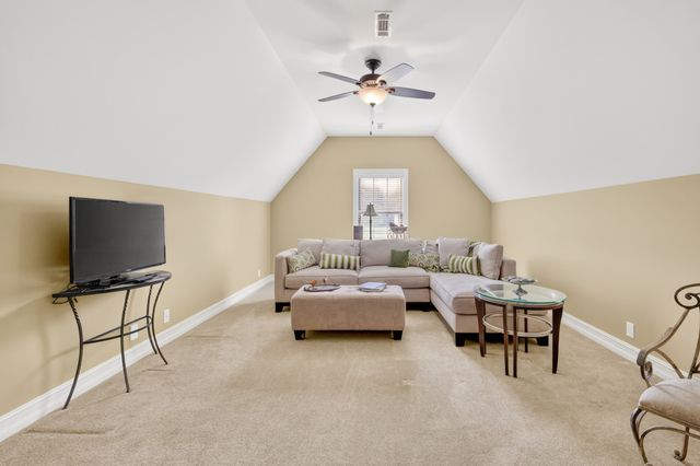 111 Peters Ct, Murfreesboro, TN 37128