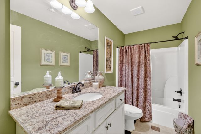 111 Peters Ct, Murfreesboro, TN 37128