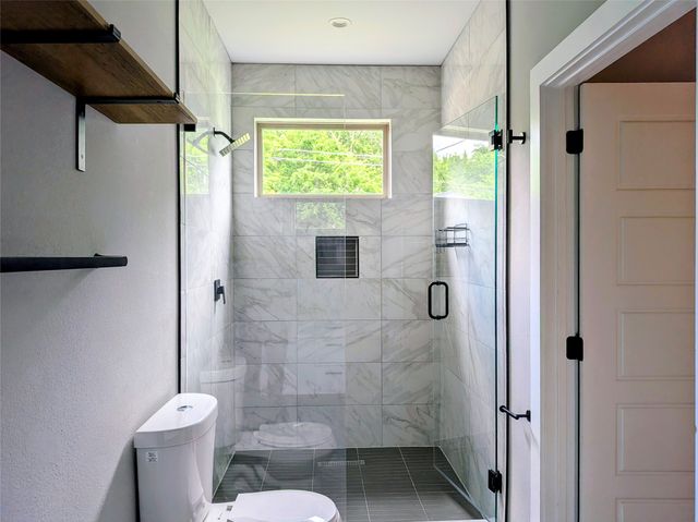 2871 E Overton Road, Dallas, TX 75216