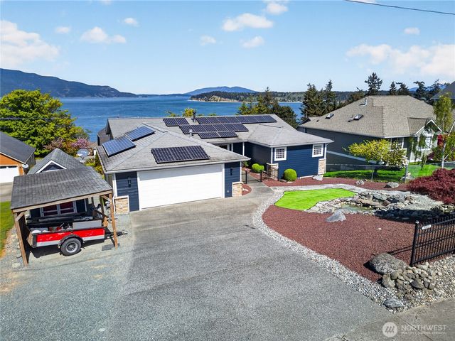3512 W 2nd Street, Anacortes, WA 98221