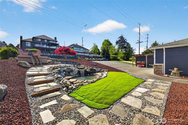 3512 W 2nd Street, Anacortes, WA 98221